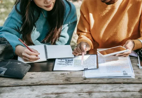 Activité de compréhension «<small class="fine d-inline"> </small>clé sur porte<small class="fine d-inline"> </small>» : un exemple typique… et perfectible